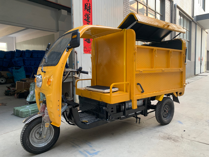 大容量垃圾清运车